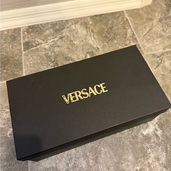 Versace Barocco Slides – Black/Gold (EU 41 / US 8) main image 10